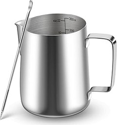 Cómo mantener y limpiar adecuadamente tus jarras barista